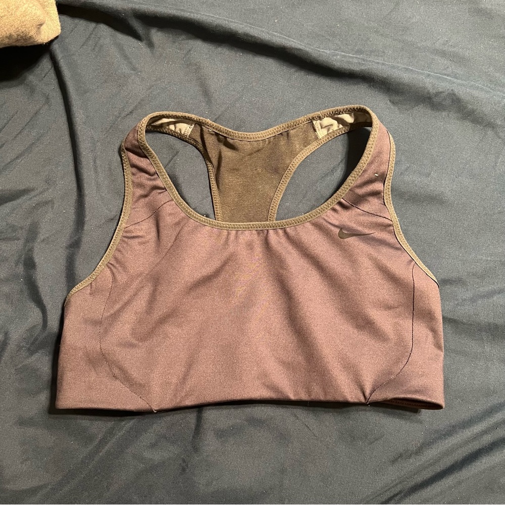Sports bra